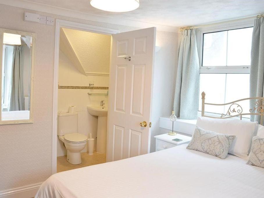 East Lyn House Bed & Breakfast Lynmouth Oda fotoğraf